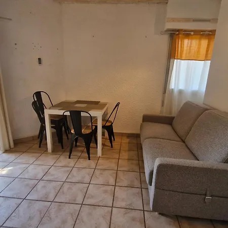 2 Pieces Avec Clim, Parking, Proche Commerces Et - Sainte-maxime, Golfe De St-tropez - Fr-1-780-76 *