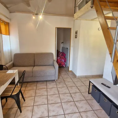 Apartment 2 Pieces Avec Clim, Parking, Proche Commerces Et - Sainte-maxime, Golfe De St-tropez - Fr-1-780-76