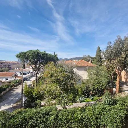 Apartment 2 Pieces Avec Clim, Parking, Proche Commerces Et - Sainte-maxime, Golfe De St-tropez - Fr-1-780-76